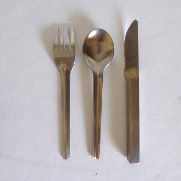 NEW ZELCO BRAND COMPACT CAMPING PICNIC UTENSIL SILVERWARE SET OF 2 - Picture 5 of 13